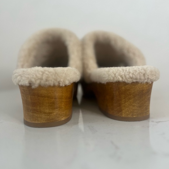 NWOB Tory Burch Suede Clogs Mules size 6.5 - Picture 9 of 12